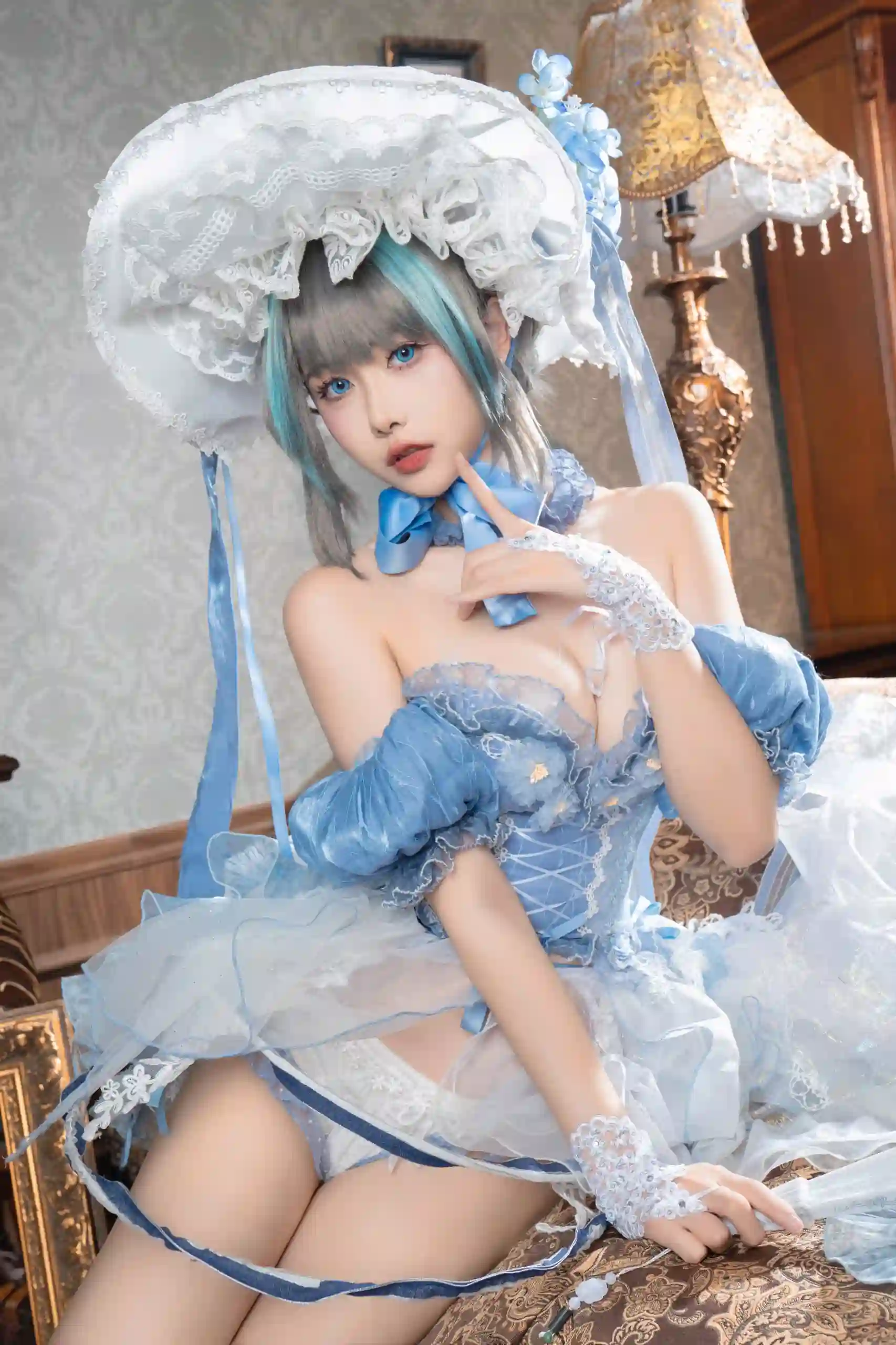 Momoko葵葵 Cosplay精美写真图包合集下载