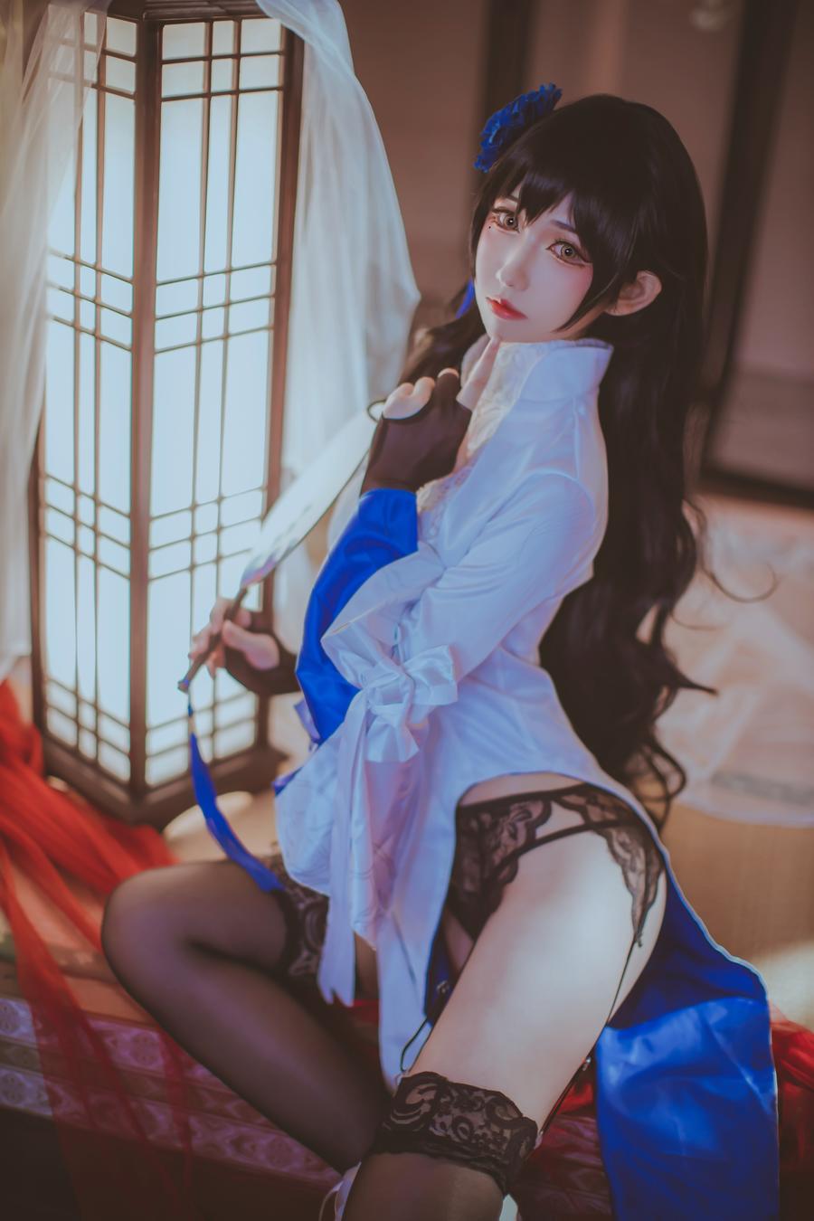 coser衣衣(乖乖衣宝) 精美写真套图合集下载