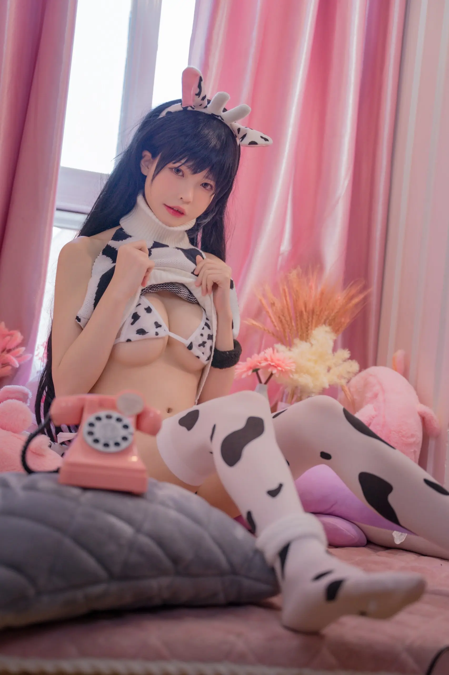 可可老师 性感美女Cosplay高清美图合集下载