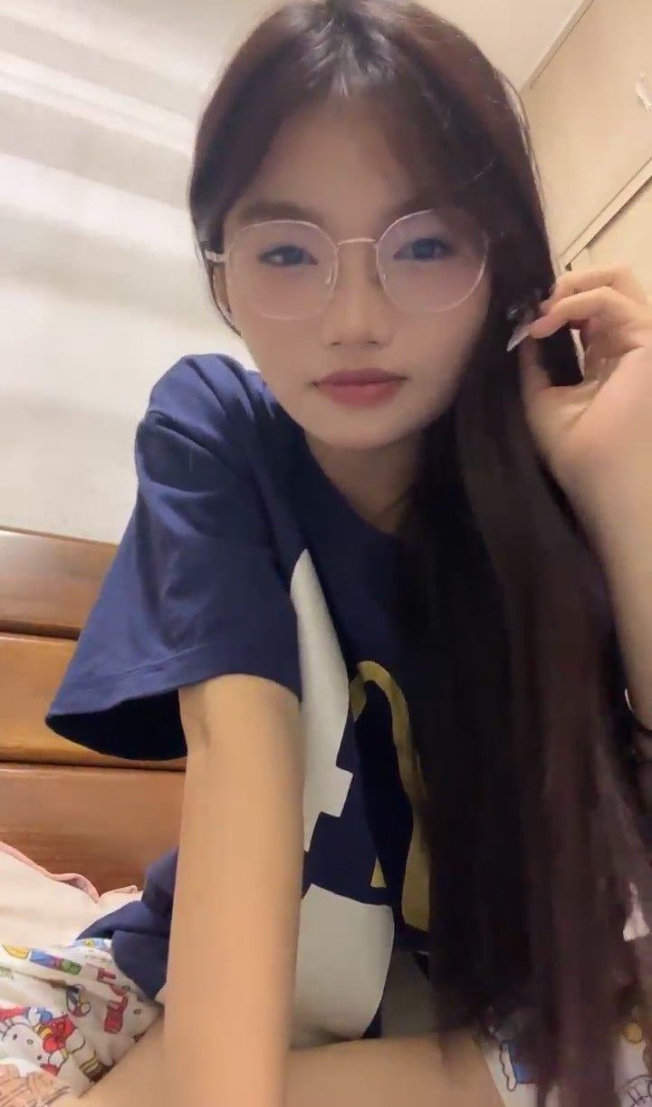 困困兔 宿舍闺蜜吃瓜资源视频合集