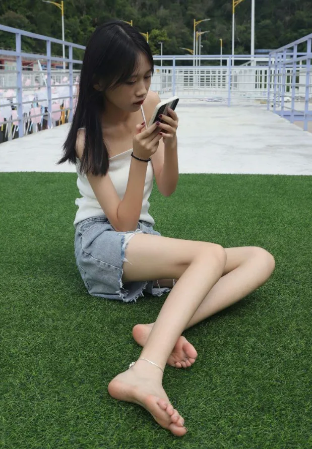 pary学生模拍 美足写真视频资源合集下载