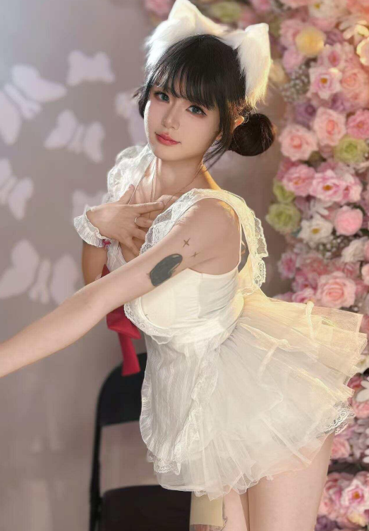 小e饱饱 微密圈写真套图合集下载
